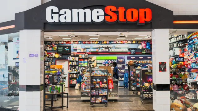 GameStop CEO Ryan Cohen Continues Push to Buy eBay, Bumps Ownership to 10%