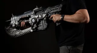 Today is your final chance to own a Gears of War: E-Day Lancer