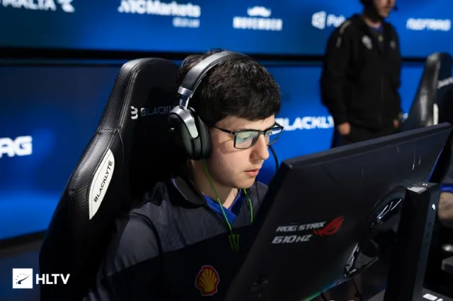 HUASOPEEK on studying kyousuke and donk: "I think that helps me a lot"