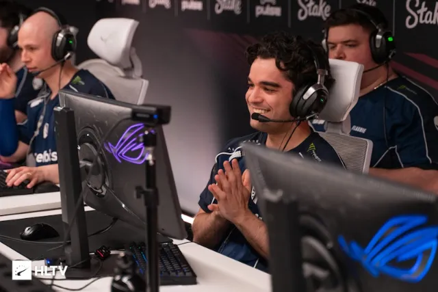 Liquid Fans Come Here ft. T.c