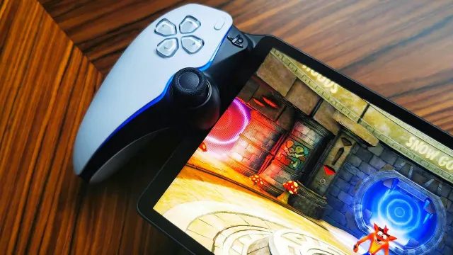 If PS6 handheld rumors are real, ex-PlayStation boss suggests Sony skip a home console because it "really struggles to sell 2 different pieces of hardware at the same time"
