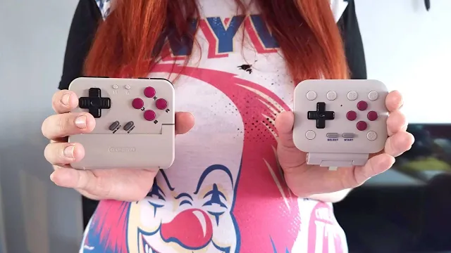 I placed two Game Boy controllers in the hands of a casual retro gamer, but the "winner" comes with caveats
