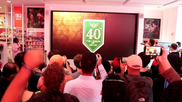 Watch the Nintendo NY crowd react to today's Zelda Direct