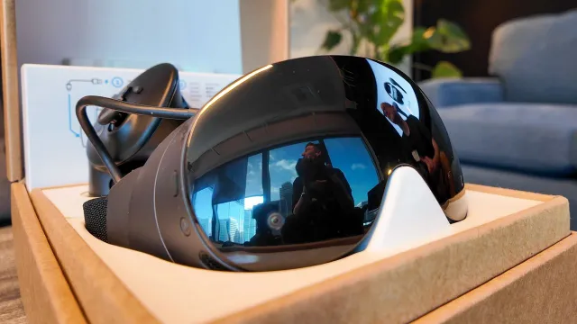 VR headset shipments are down 18% compared to this time last year, and that may not be great news for Valve