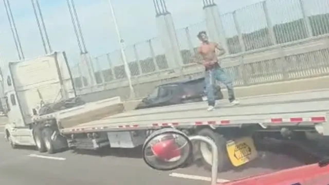 Shirtless man arrested after dancing on truck crossing NYC bridge