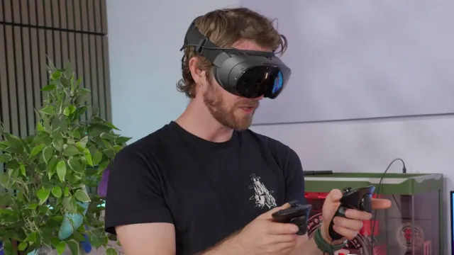 Linus Tech Tips Steam Frame Unboxing & First Impressions Leaks Ahead of Official Launch