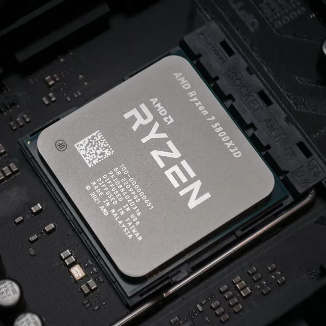 AMD Ryzen 7 5800X3D vs. 9800X3D