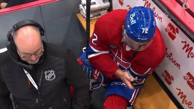 NHL’s “Wifi” watches brother’s fight from penalty box in bizarre Canadiens moment
