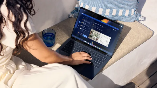 Google Unveils the Googlebook Powered by Snapdragon X Elite