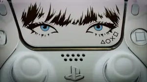 Sony Turned The DualSense Into Live, Laugh, Love For Lisa’s New PS5 Controller