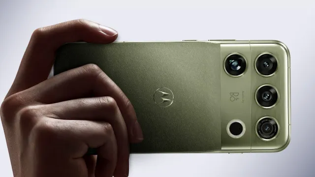 Motorola Signature 27 Unveiled, Featuring the Snapdragon 8 Elite Extreme Gen 6 Chip