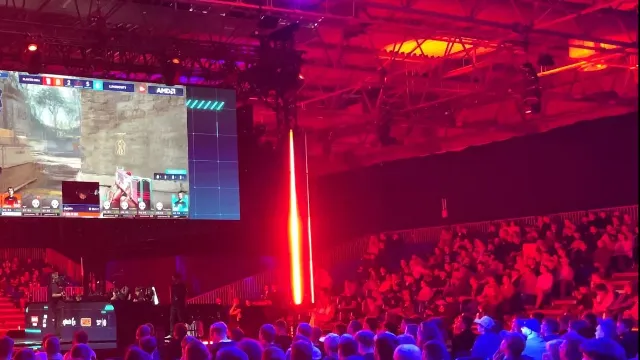 Esports tournaments do it better in person