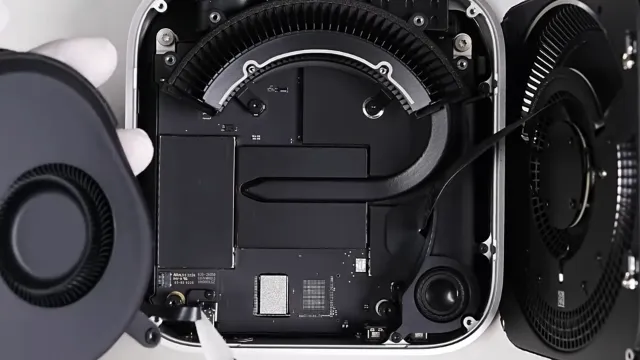 Apple Makes The Mac Mini Unupgradable Again Because Fuck You
