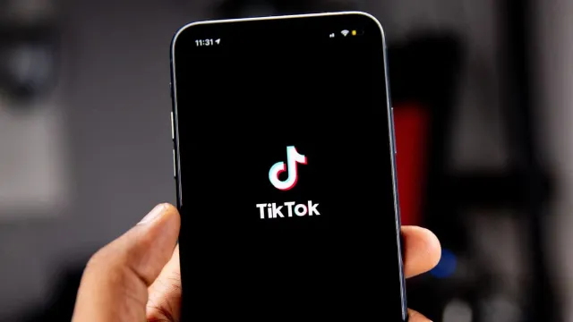 TikTok settles Alabama lawsuit for $100M days before trial with new teen restrictions