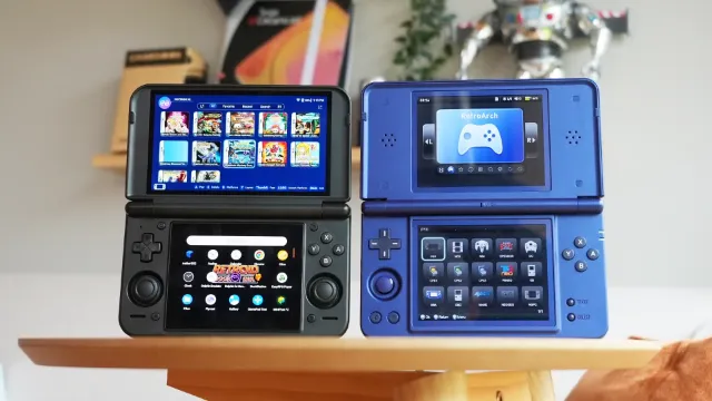 ANBERNIC RG DS PLUS vs Retroid Pocket Duo Lite: Battle of Budget Dual-Screen Handhelds