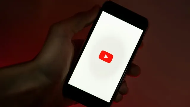YouTube will let other creators react live to your videos and keep the live ad revenue