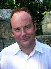 Charles Cecil