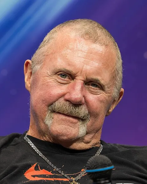 Kane Hodder