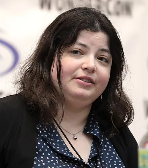 Nami Melumad