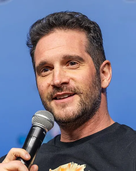 Nick Apostolides
