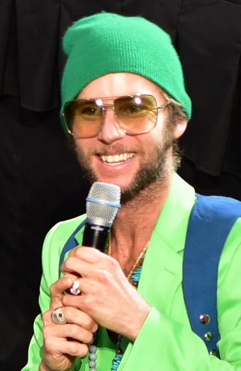 Greg Cipes