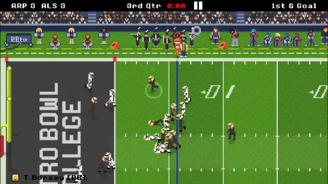 Retro Bowl College screenshot