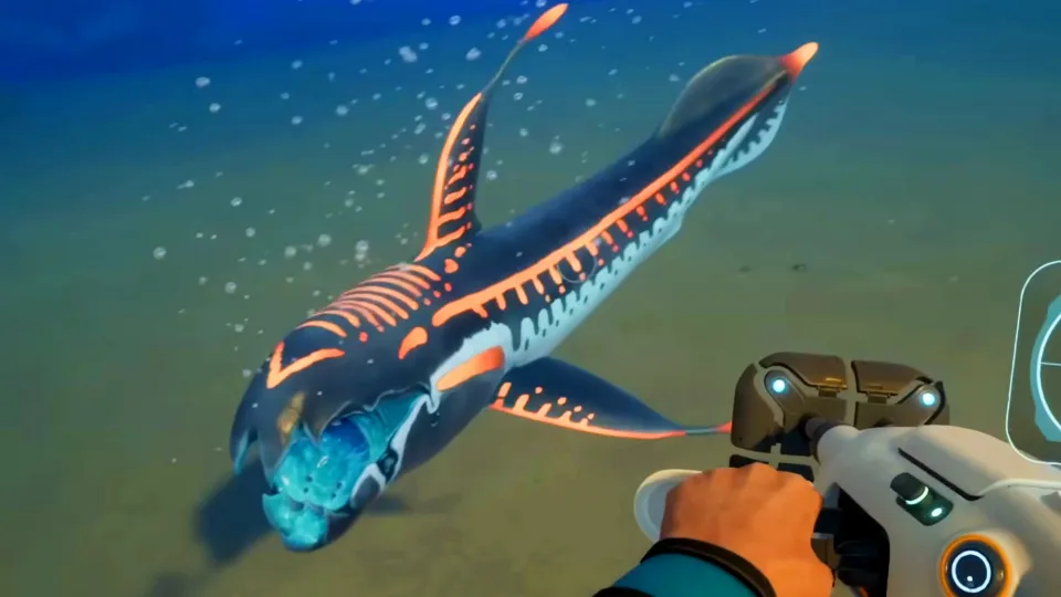 Subnautica 2's olive branch to fend off threats is just enough to preserve the terror