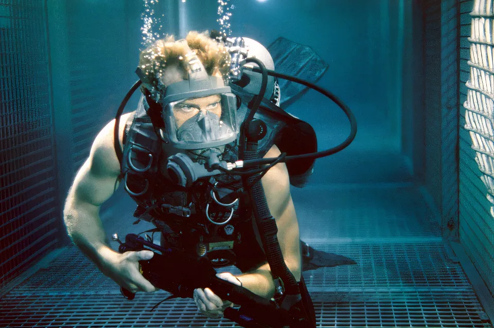 Deep Blue Sea is free to stream and its huge Samuel L. Jackson twist still shocks