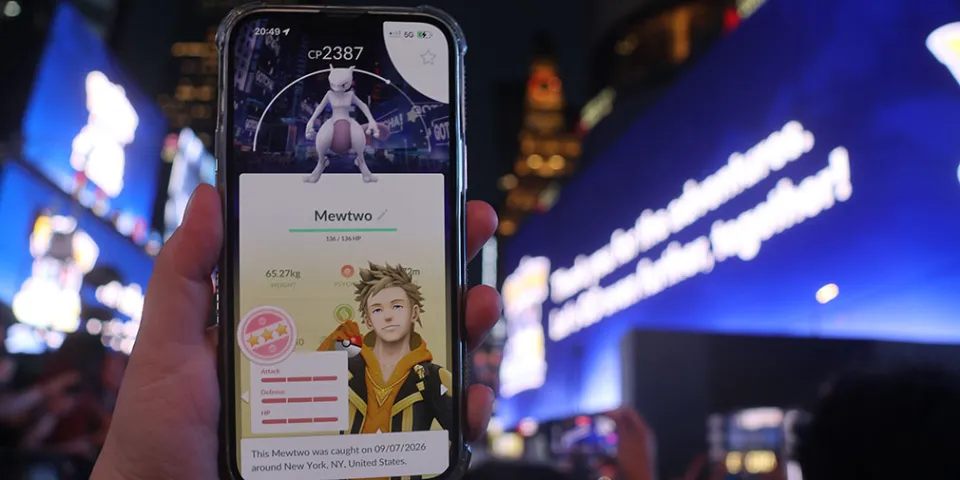 Catching Mewtwo in Times Square