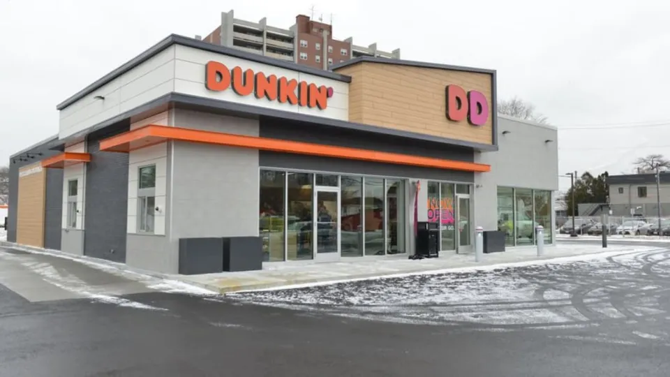 Dunkin’ is giving away 1 million Refresher drinks for free in stealth giveaway