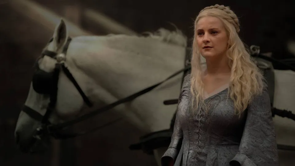 House of the Dragon director explains why Helaena isn't a dragonrider in the HBO adaptation
