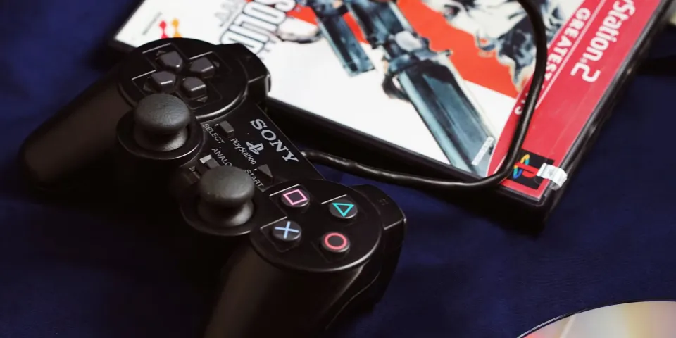 PS5 Boxes Now Ship With Notices Finalizing the Death of Physical PlayStation Games