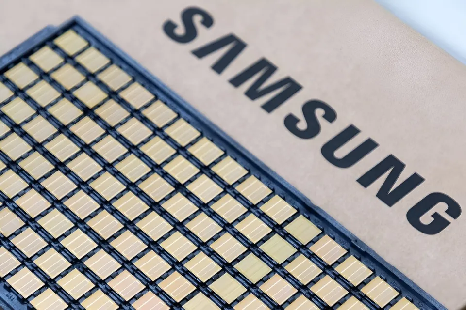 Samsung HBM4 Memory Reportedly Achieves the “Golden Yield” of 80% As It Aims To Challenge SK Hynix’s “AI DRAM” Dominance