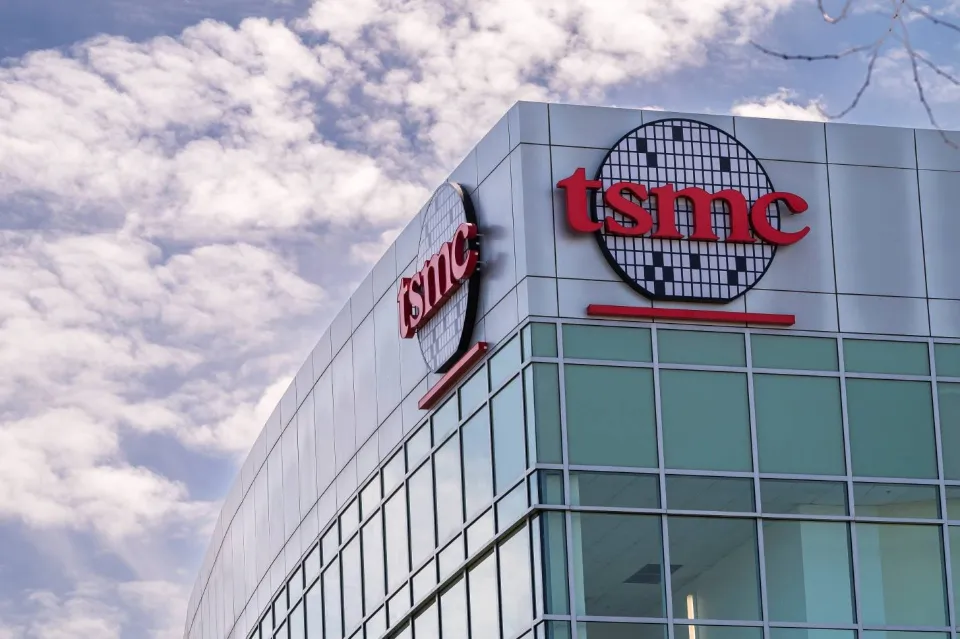 TSMC Can Sidestep $1 Billion Apple Chip Glut by Rerouting Production Lines to AI, Taiwan Analyst Argues