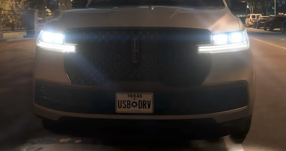 Saber's newest game trailer takes a shot at Gearbox's boss, if you look closely