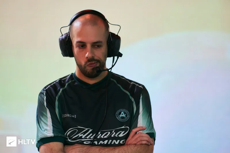 ash: "I've been biting my tongue a little bit sometimes, like, 'Okay, this is the way we play'"
