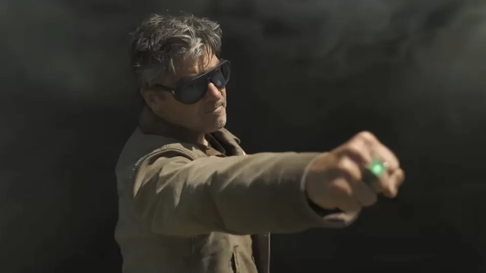 Lanterns Episode 3 Teaser Reveals First Look at Hal Jordan Wearing Iconic Green Lantern Domino Mask