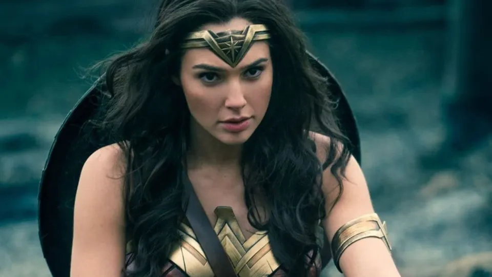 Gal Gadot says she realized she wasn't returning as Wonder Woman when she saw how Henry Cavill's Superman exit was not "handled elegantly"