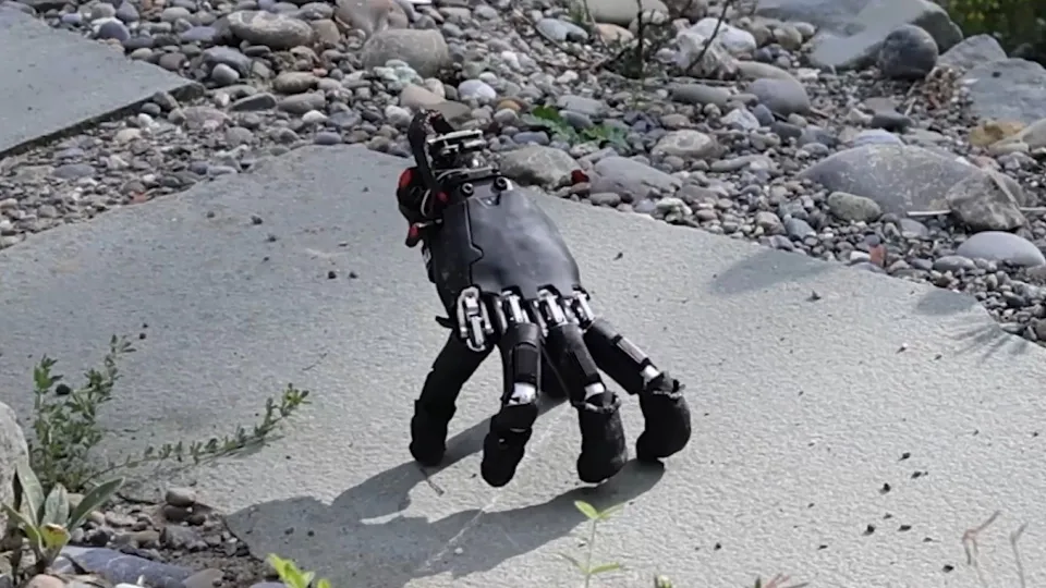 Thing, is that you? Watch this disembodied AI robot hand 'walk' like a terrible spider from the depths of my nightmares