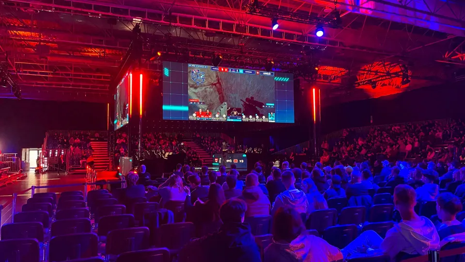 Vindicated: after speaking to some pro Counter-Strike players I'm sure I was right when I said 360 Hz is the sweet spot for competitive FPS