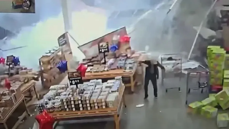 Customers miraculously survive as roof collapses inside New Jersey store during heavy rain